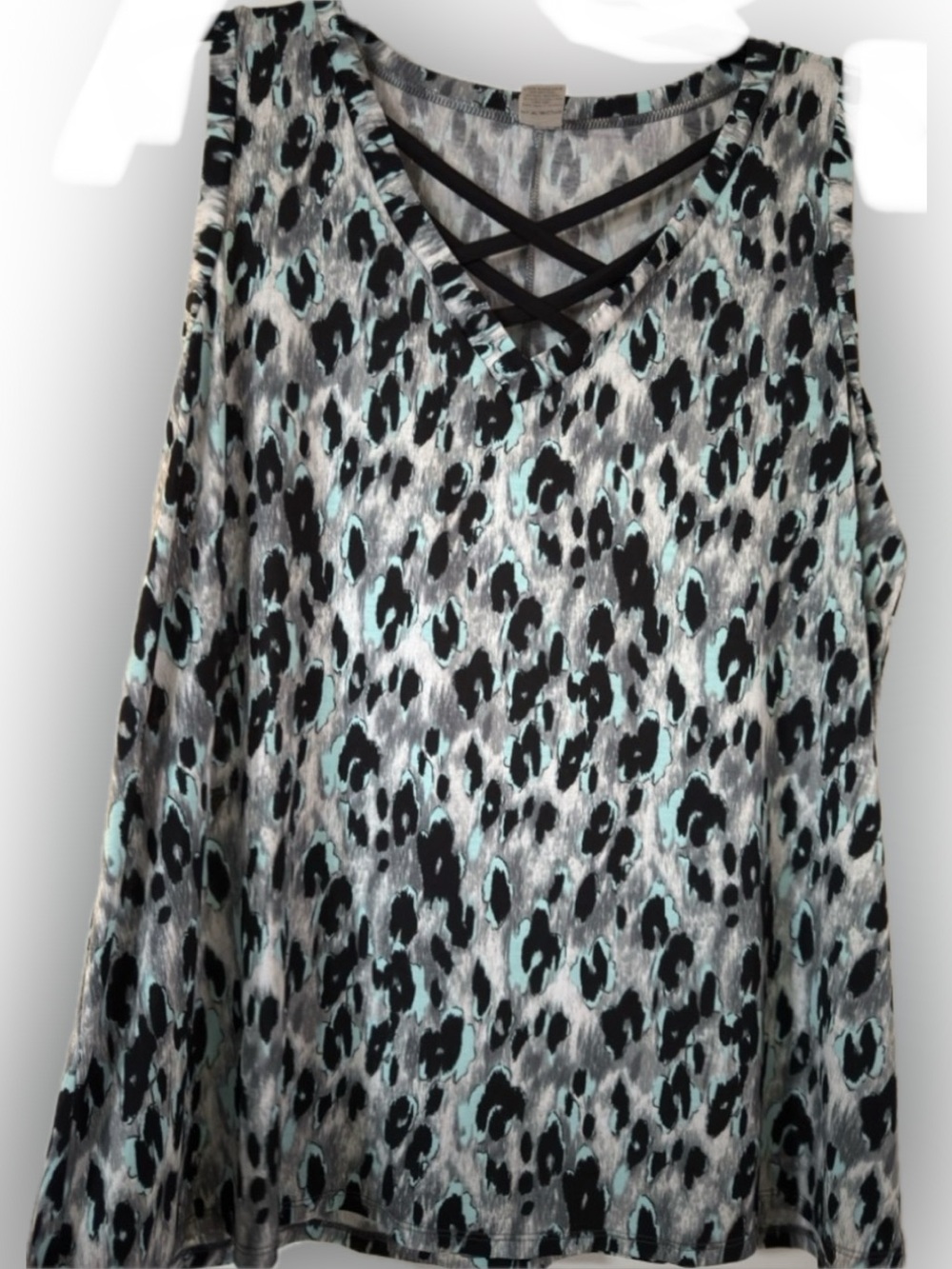 Sew In Love Sleeveless Crisscross V-Neck Leopard Print Tank - Gray & Mint